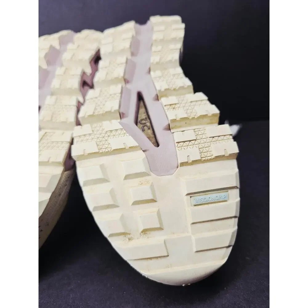 Oncloud Women 8 Comfy footwear